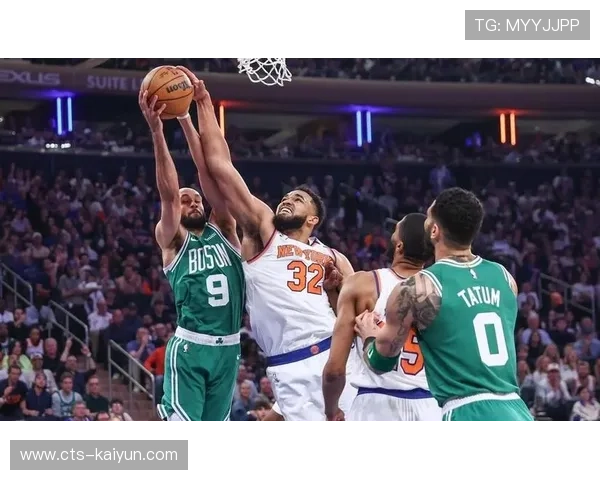 雷霆23记三分射穿骑士，卫冕冠军火力全开飙分大战